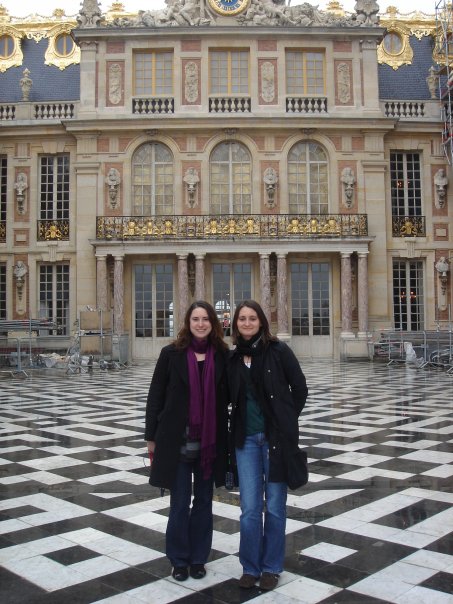 Simone and her sister at Versailles