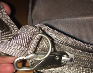 A zipper with a clasp, making it harder to be a victim of pickpockets.